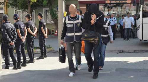 Eskişehir'de 10 avukat FETÖ'den tutuklandı