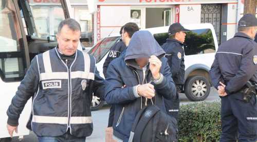 Eskişehir'de 12 polis adliyeye sevk edildi
