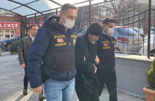 Eskişehir'de 12 yıllık oyunu polis böyle bitirdi!