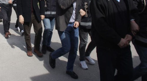 Eskişehir'de 27 öğretmen hakim karşısında