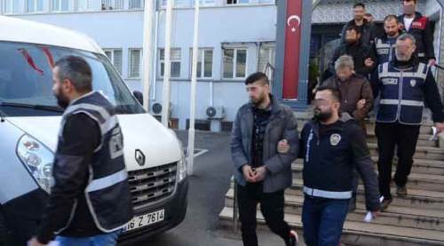 Eskişehir'de 29 adrese baskın, pes dedirten sözler...
