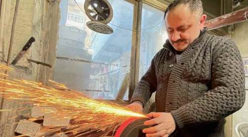 Eskişehir'de 38 yıldır bu işi yapıyor! İlk günkü haline getiriyor...