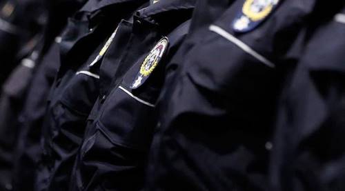 Eskişehir'de 5 polis görevine iade edildi
