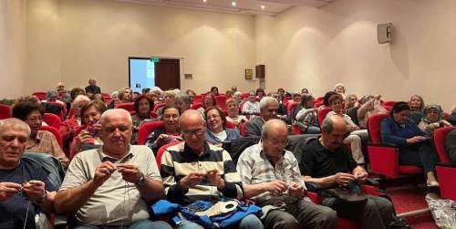 Eskişehir'de 60 yaş ve üzeri öğrenciler örgüye başladı! İşte nedeni...