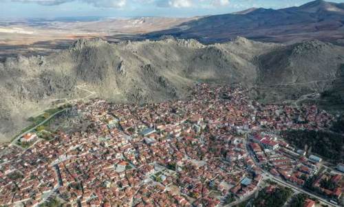 Eskişehir'de 750 TL’den başlayan fiyatlarla kiralık iş yerleri ve lojmanlar