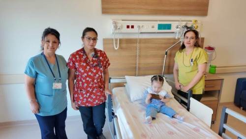 Eskişehir'de 8 aylık bebek zorlu ameliyatla sağlığına kavuştu