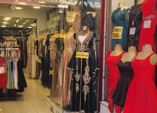 Eskişehir'de abiye sektörü sezon sonu durgunluğu yaşıyor