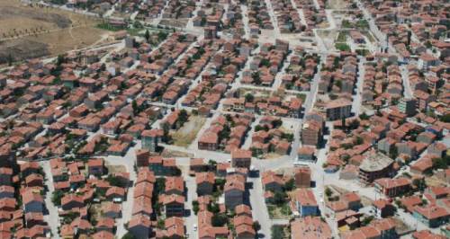 Eskişehir'de acı gerçek: "Bu mahallede lise yok"