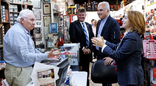 Eskişehir'de adaylardan esnaf ziyareti