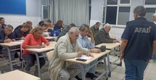 Eskişehir’de AFAD’dan mahalle mahalle afet eğitimi!