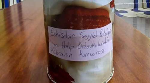 Eskişehir'de afetzedelere duygulandıran bağış