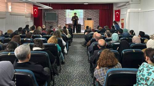 Eskişehir'de Ahmet Yesevi’de özel seminer