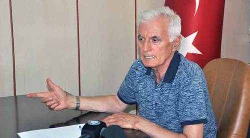 Eskişehir'de AK Parti'yi topa tuttu!
