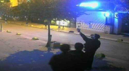 Eskişehir'de akıllara durgunluk veren hırsızlık: Ampulü ne yapacaklar...