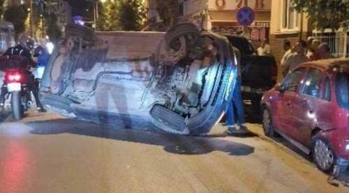 Eskişehir'de alkollü sürücü sokağı birbirine kattı!