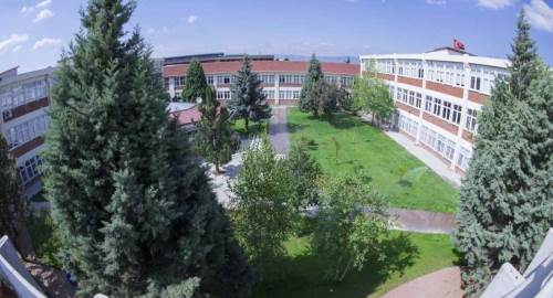 Eskişehir'de Anadolu Üniversitesi Eğitim Fakültesi hakkında merak edilenler...