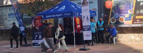 Eskişehir'de Anahtar Parti’nin üye çadırlarına ilgi artıyor