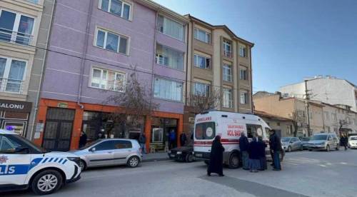 Eskişehir'de apartmanın ikinci katından düştü, durumu ağır!