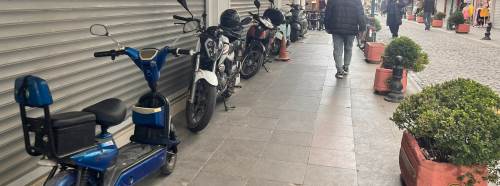 Eskişehir'de ara sokaklar motosiklet otoparkına döndü!