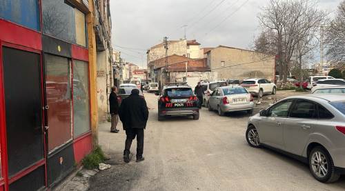 Eskişehir'de arkadaş tartışması kanlı bitti: 1 kişi bıçaklandı!