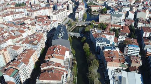 Eskişehir’de artık ev değil, ev arkadaşı aranıyor!