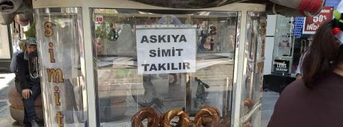 Eskişehir'de askıda simit uygulaması devam ediyor