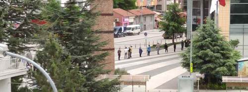 Eskişehir'de AVM bekleyişi sürüyor