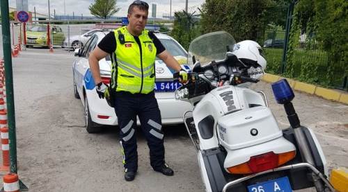 Eskişehir'de ayın polisi seçildi çünkü...