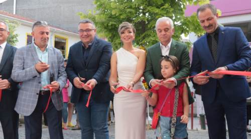 Eskişehir’de B’estetik akademi açıldı