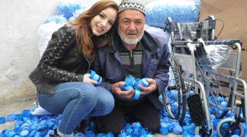 Eskişehir'de başlayan "Dede-torun mavi kapaklar" umut oldu