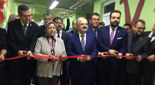 Eskişehir'de bayrak sergisi ziyarete açıldı