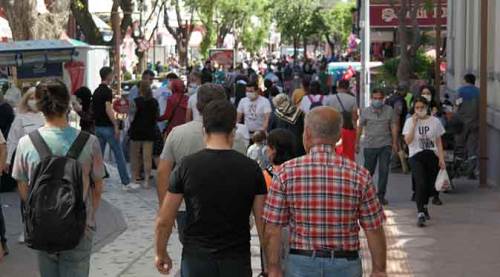 Eskişehir'de bayram öncesi vatandaş da esnaf da dertli!