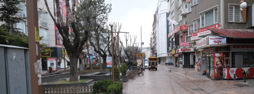 Eskişehir’de bayram sessizliği hakim: Cadde ve sokaklar boş kaldı!