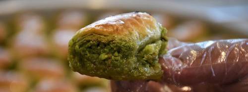 Eskişehir'de bayrama hazırlanıyorlar: Vatandaştan yoğun ilgi!