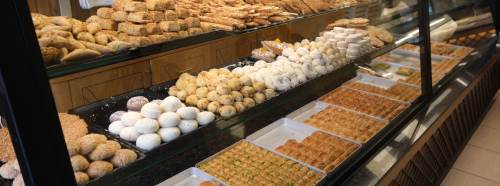 Eskişehir’de bayramın ikinci gününde tatlıcılar dolup taştı