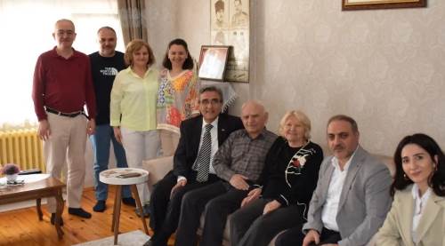 Eskişehir'de bayramın ilk gününde şehit aileleri ve gazilere ziyaret