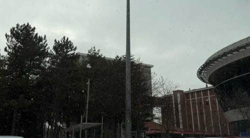 Eskişehir’de beklenen kar yağışı başladı