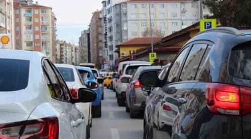 Eskişehir’de bir ayda bin 244 araç daha…