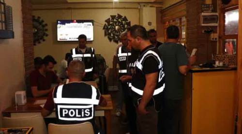 Eskişehir'de bir gecede 5 bin 700 kişi...