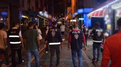 Eskişehir'de bir gecede 7 bin 600 kişi...