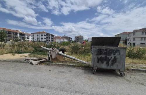 Eskişehir'de boş arazi sorumsuzların uğrak yeri oldu!