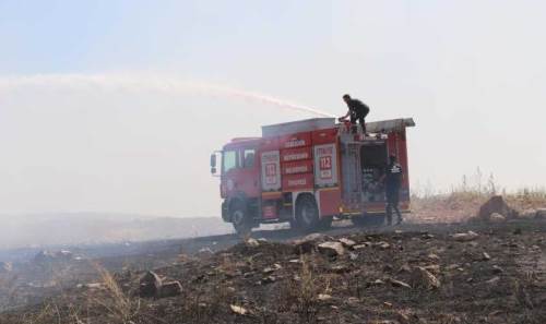 Eskişehir’de boş arazide çıkan yangın korkuttu