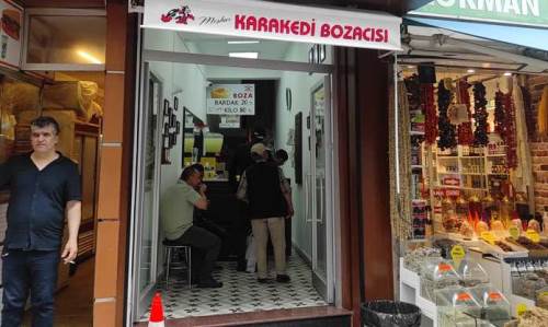 Eskişehir'de bozanın yaz kış müşterisi bitmiyor