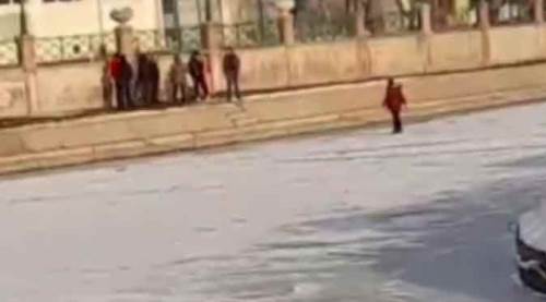 Eskişehir'de bu kare için ölümü göze aldılar!