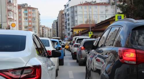 ESKİŞEHİR’DE BUGÜN BU YOLLAR KAPALI! 30 Ağustos programı, konserler ve değişen otobüsler