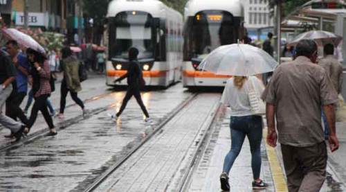 Eskişehir'de bugün için sağanak uyarısı!