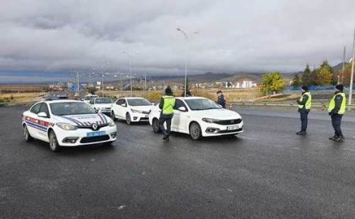 Eskişehir'de büyük denetim! 260 sürücüye ceza yağdı