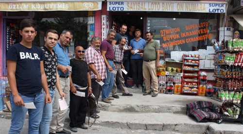 Eskişehir'de büyük ikramiye veren bayiye yoğun ilgi