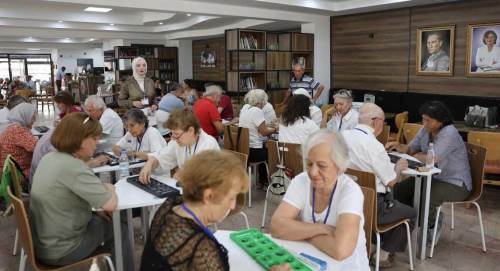 Eskişehir’de büyükler zeka oyunlarında buluştu