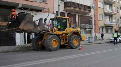 Eskişehir'de Büyükşehir uyardı: O caddeye araç park etmeyin!